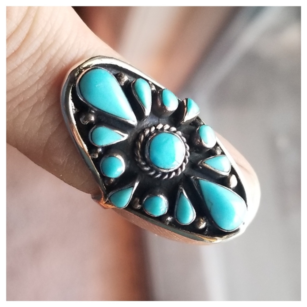 TURQUOISE & STERLING SILVER RING- SIZE 6.5